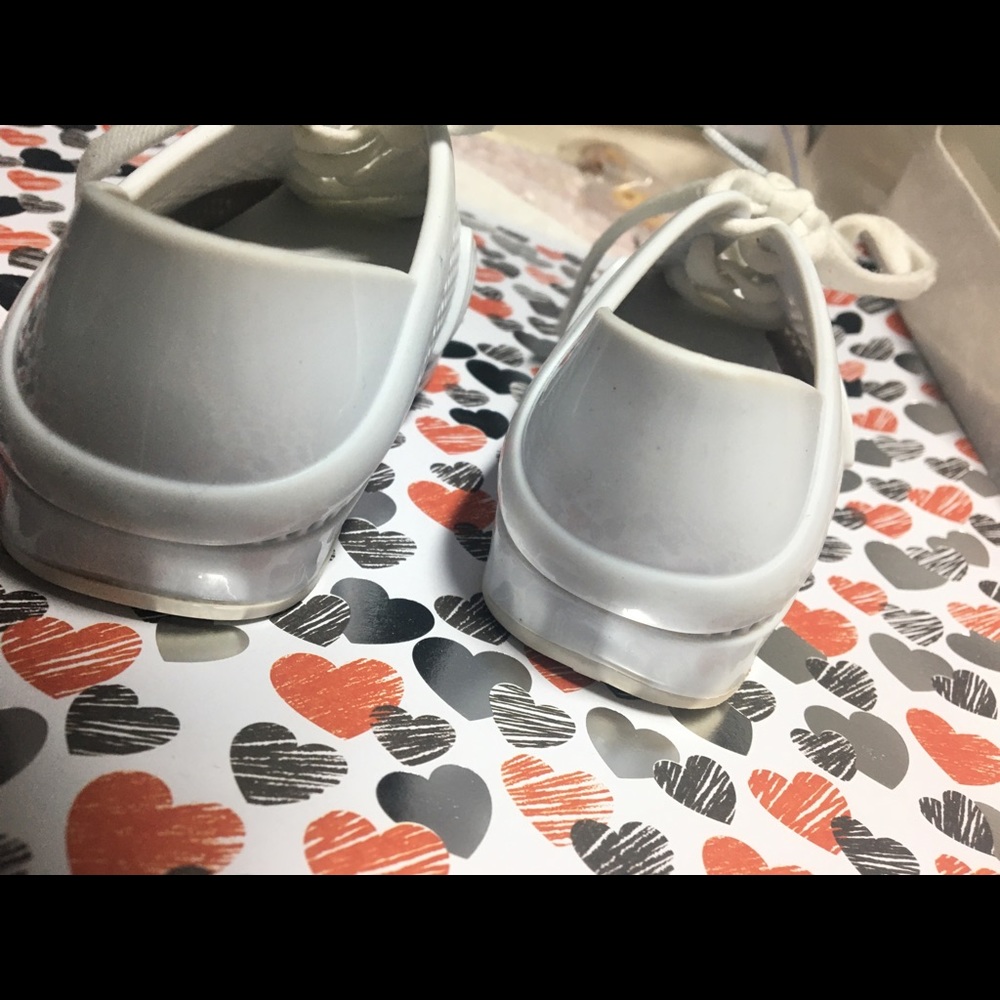 Mini Melissa - Picture 5 of 7